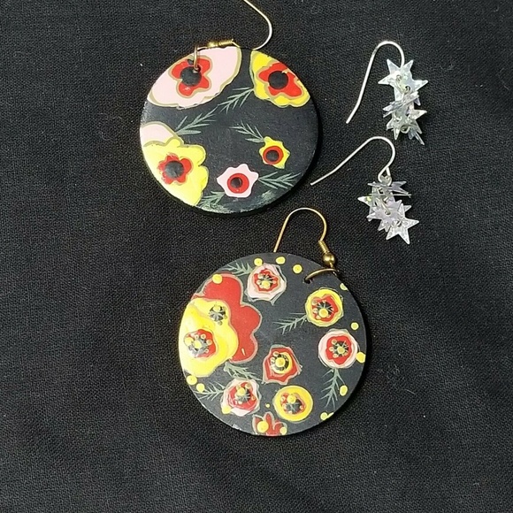 Lot of 2 earring sets